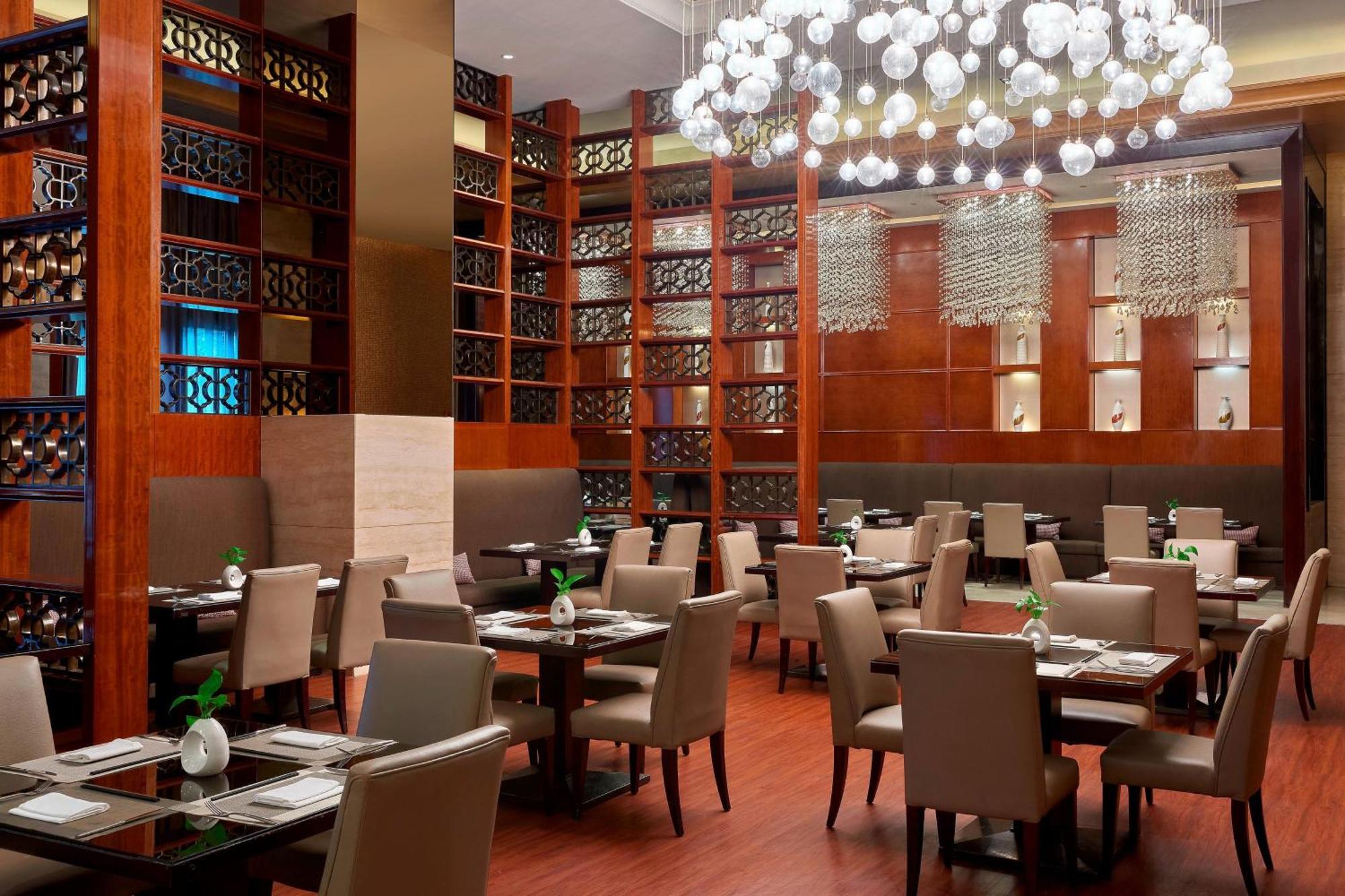 Отель The Westin Hefei Baohe Экстерьер фото