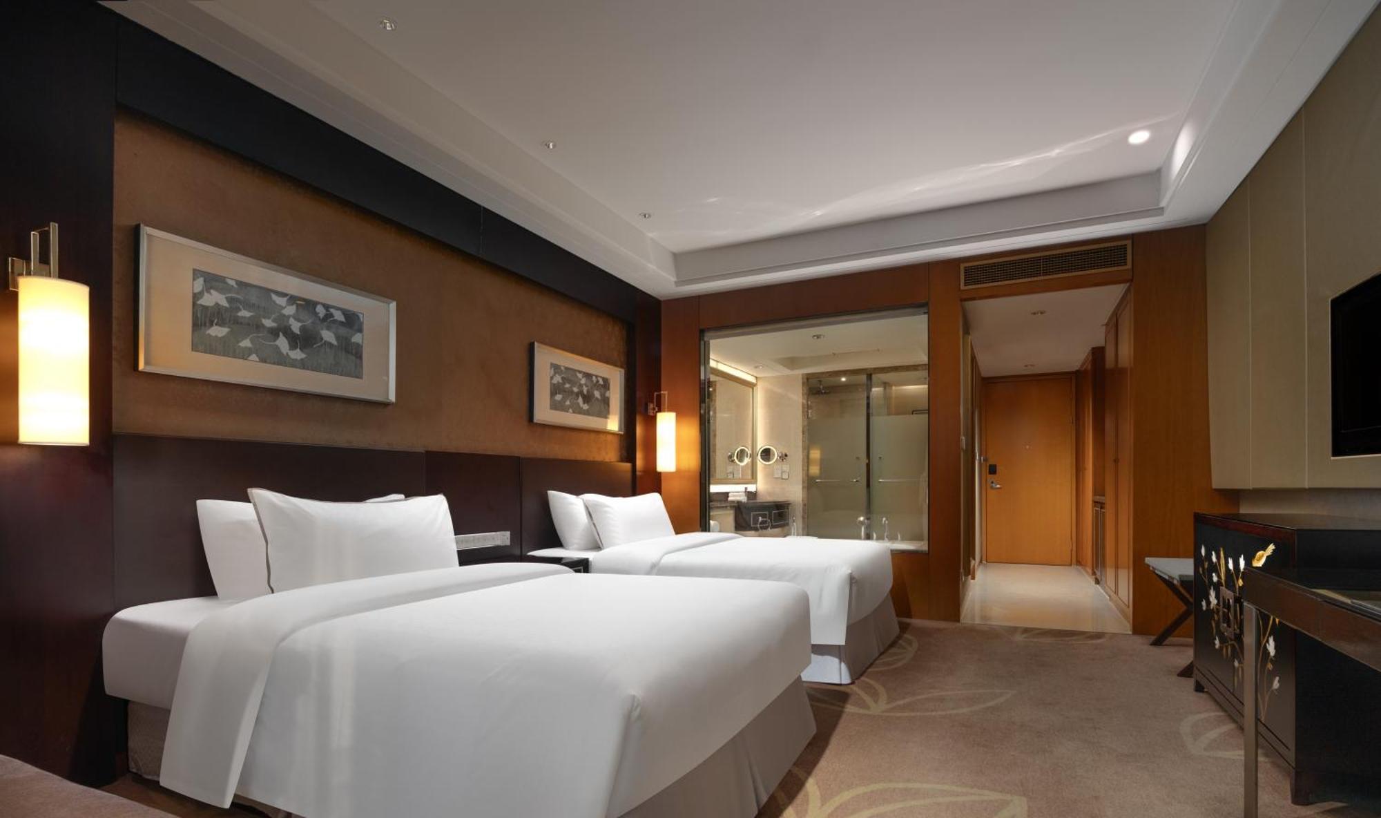 Отель The Westin Hefei Baohe Экстерьер фото
